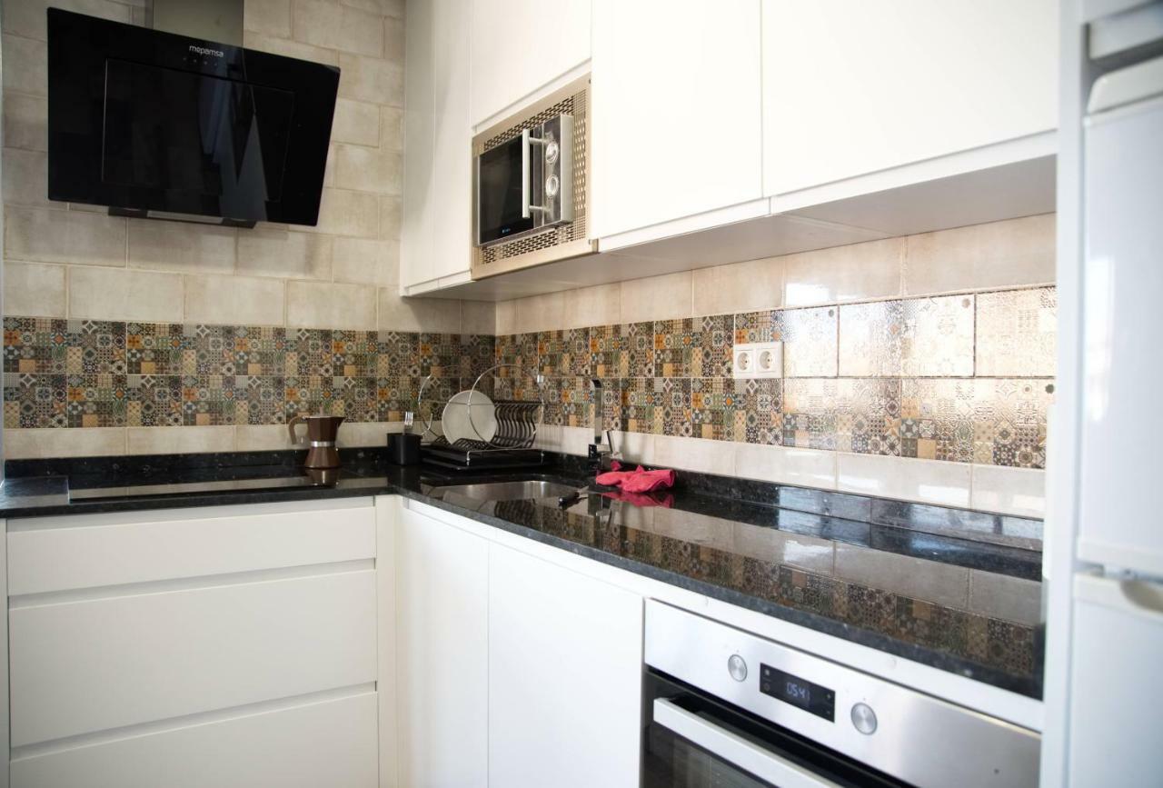 Sur Suites Palmeras 3 Фуeнхирола Екстериор снимка