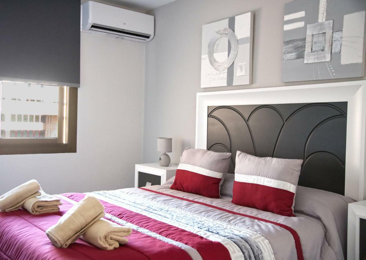 Sur Suites Palmeras 3 Фуeнхирола Екстериор снимка